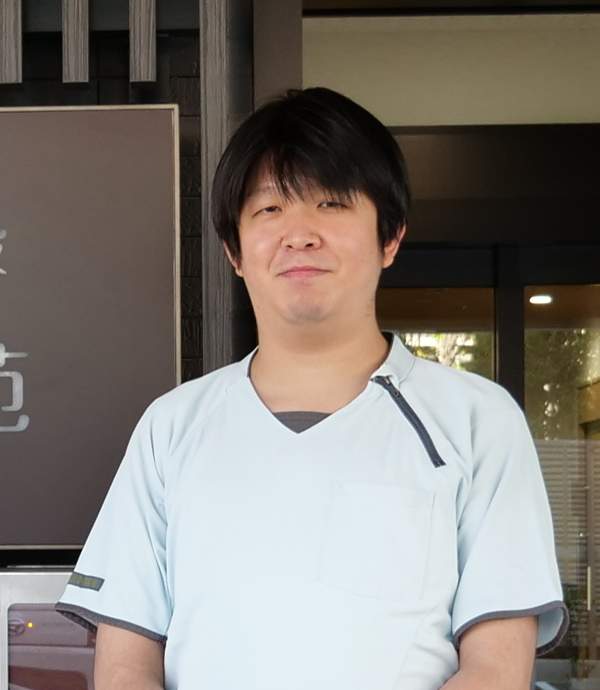 介護福祉士：山川