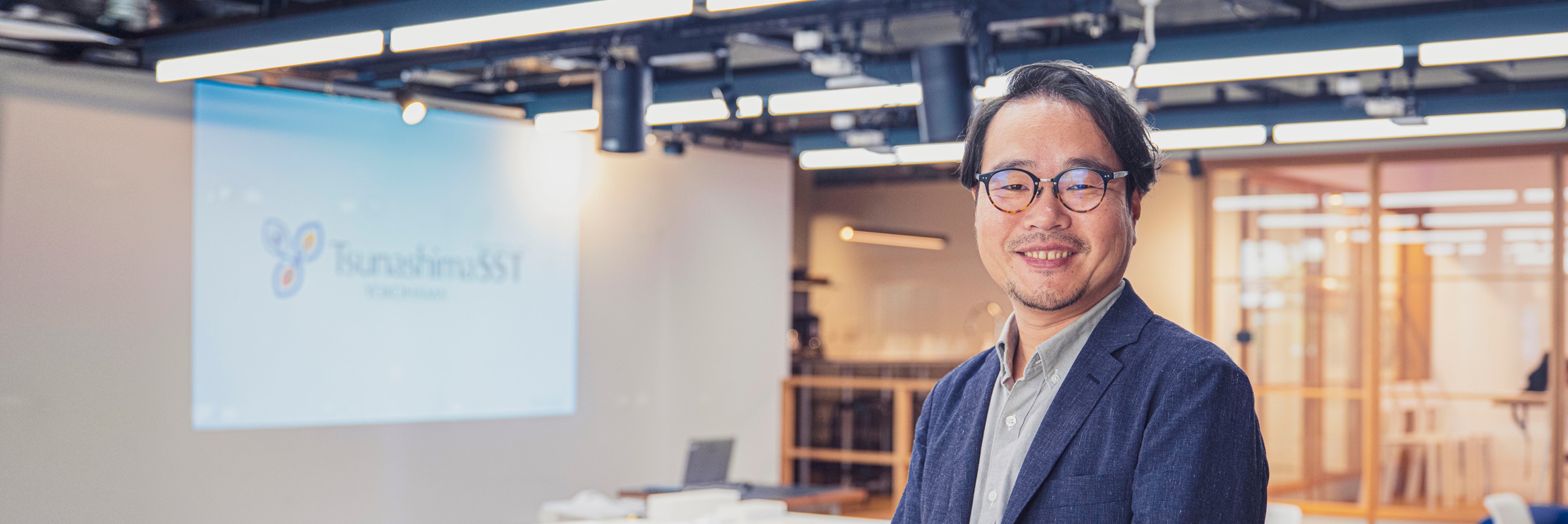 電気機器の充電に変革の一歩 ワイヤレス電力伝送を10年越しに実現