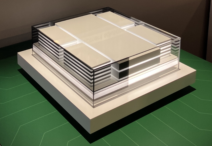 先端半導体パッケージの拡大模型